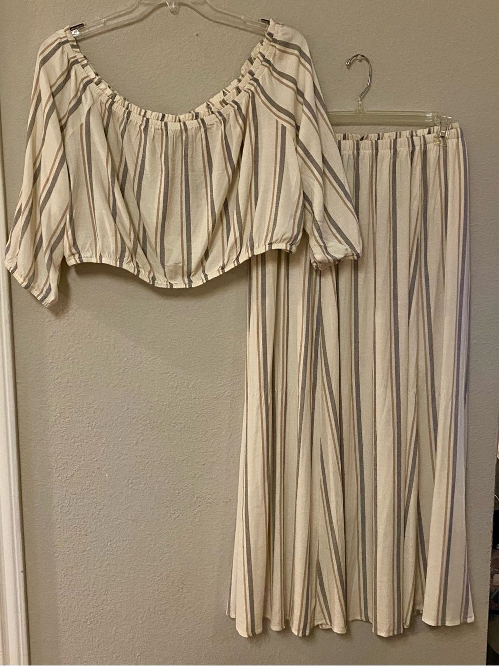 Torrid Off Shoulder Maxi Skirt Set - Top 2X - Skirt 1X - NWT! - Picture 4 of 12